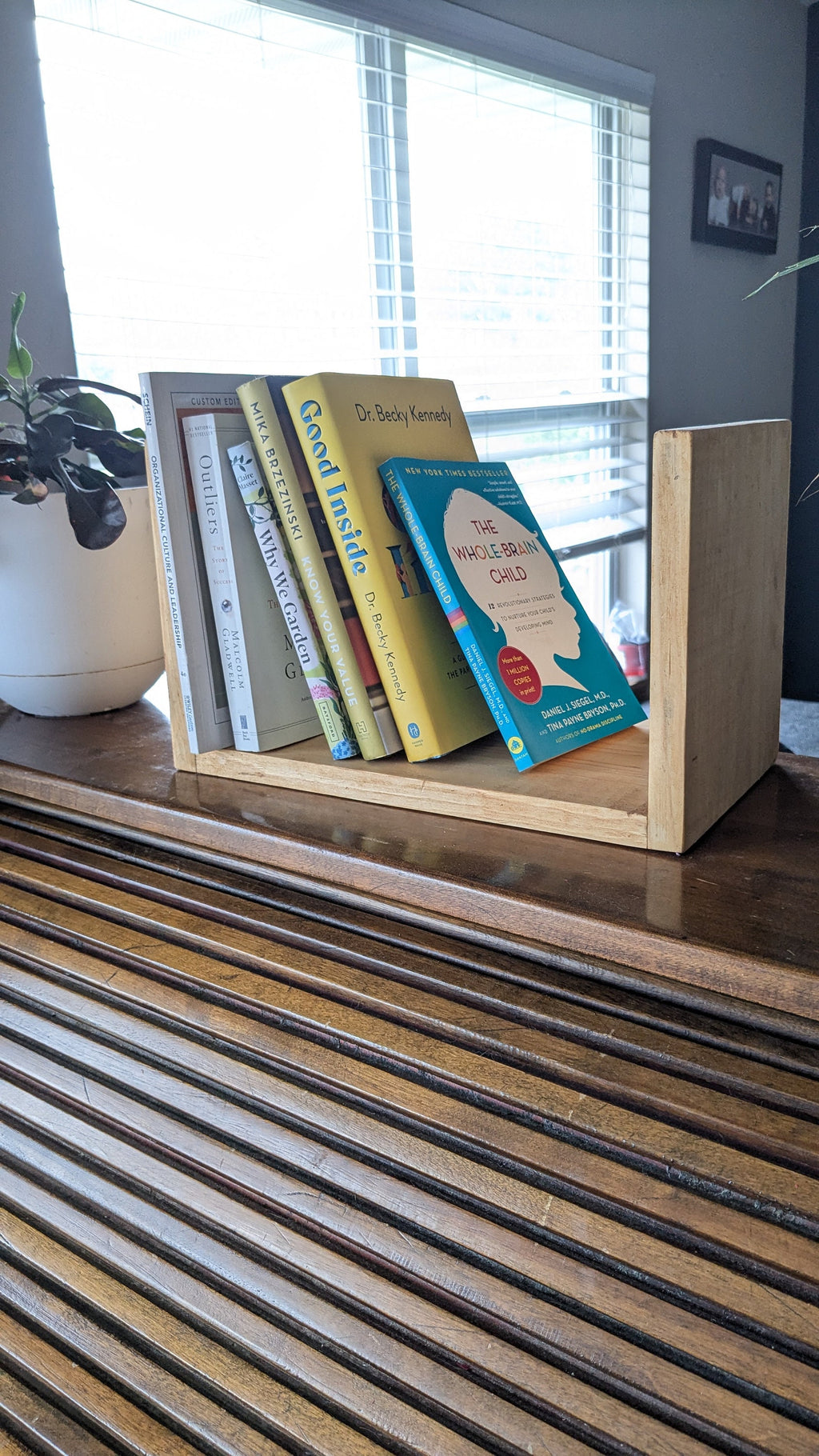 Desktop Bookcase Mini Library