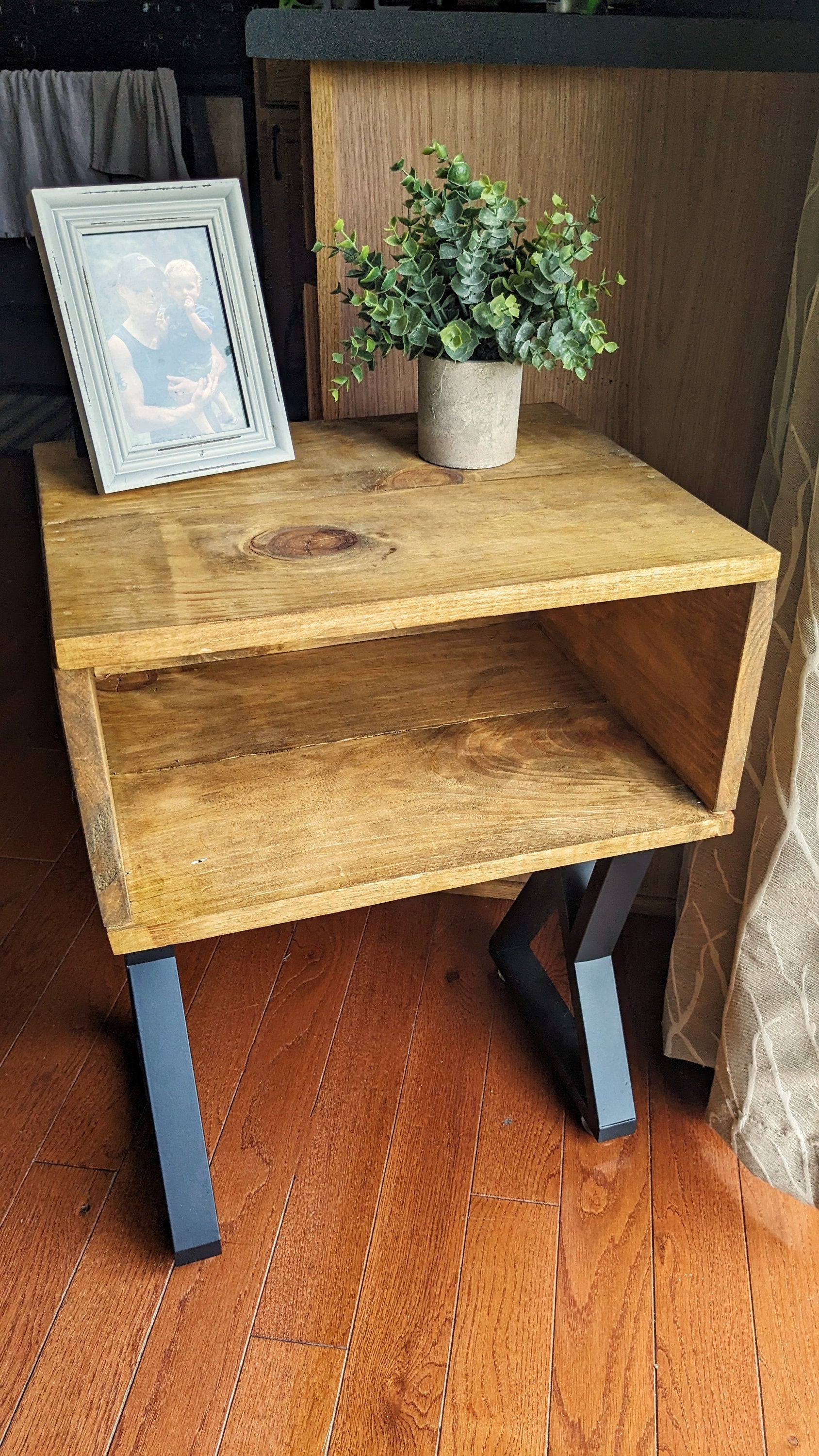 Wooden Night Stand Bedroom Furniture Compact Natural Wood Bedside Table Living Room End Table Furniture Small Table Handmade Side Table